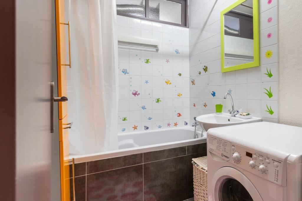 Superbe Appartement Spacieux Avec Parking Gratuit Illzach Exterior foto
